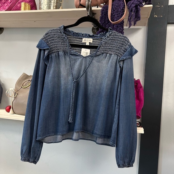 CLOTH & STONE Smocked Ruffle Denim Top in Dark Ombré Wash Size Small - Picture 2 of 5